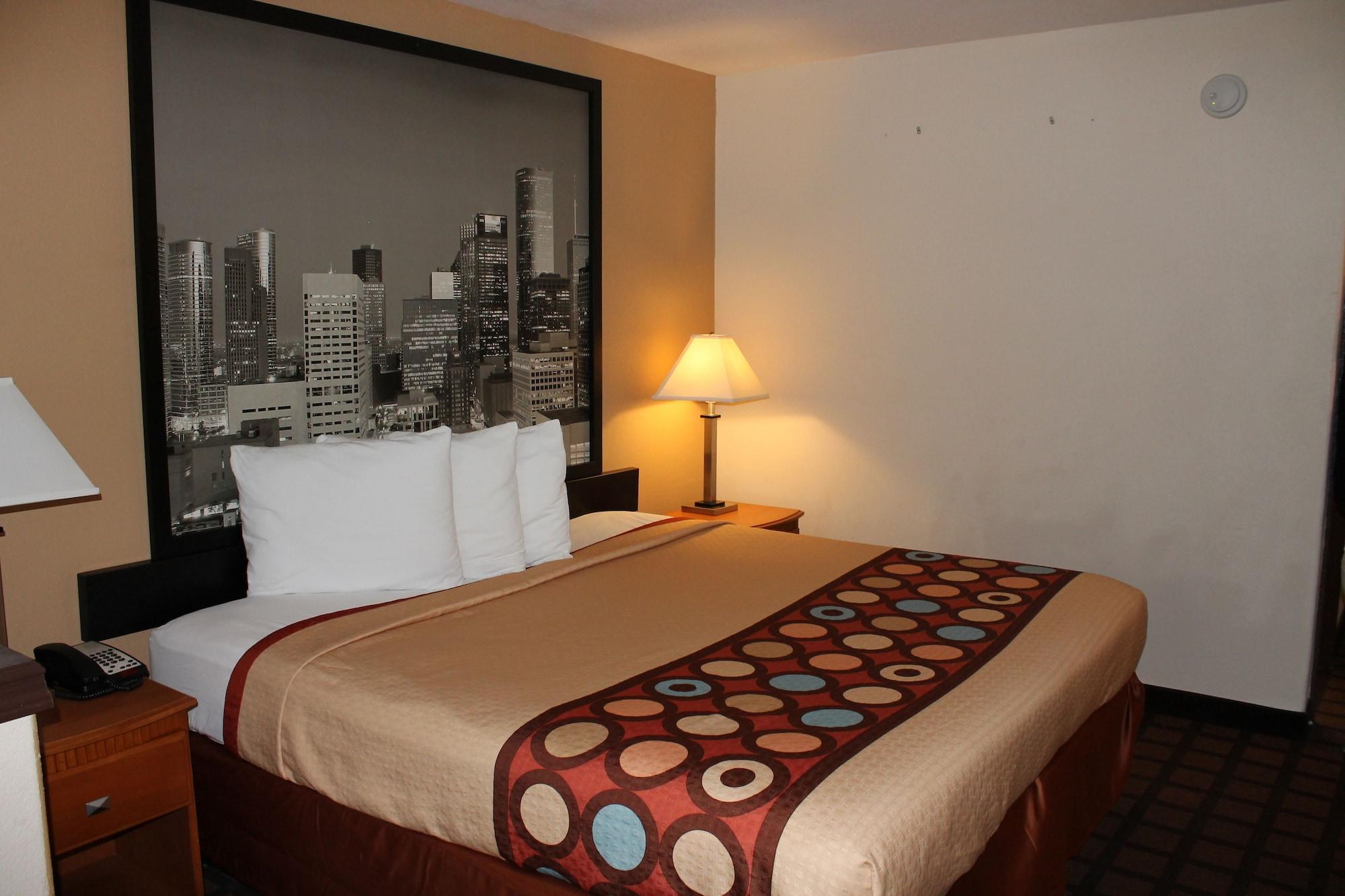 Motel Super 8 By Wyndham I-10 College St 2*