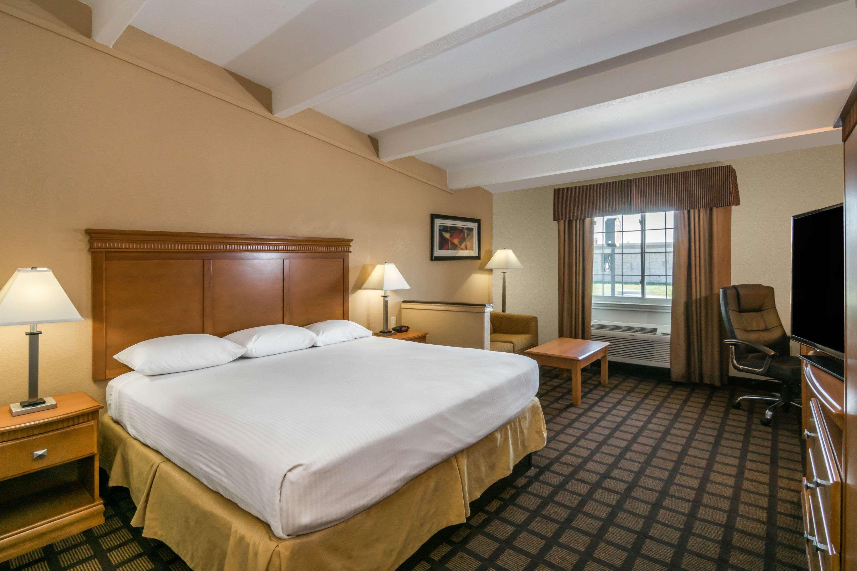 Super 8 By Wyndham I-10 College St 2* Beaumont